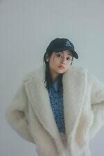 スナイデルのアウター、“リボン付き”ショートコート＆ふんわりファー配したダウンジャケット｜写真16