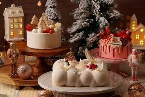 ザ ストリングス 表参道25年クリスマスケーキ、“もこもこ雲”なホワイトチョコムース＆王道苺ショート