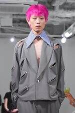 ミツル オカザキ 2026年春夏コレクション - 夢を追う少年の姿｜写真11