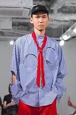 ミツル オカザキ 2026年春夏コレクション - 夢を追う少年の姿｜写真27