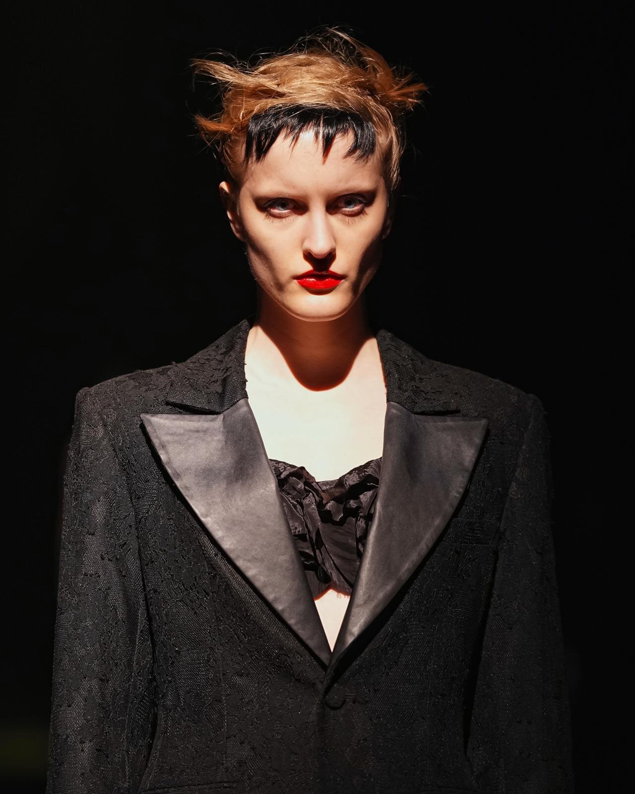 ヴィヴィアーノ(VIVIANO) 2026年春夏ウィメンズコレクション  - 写真6