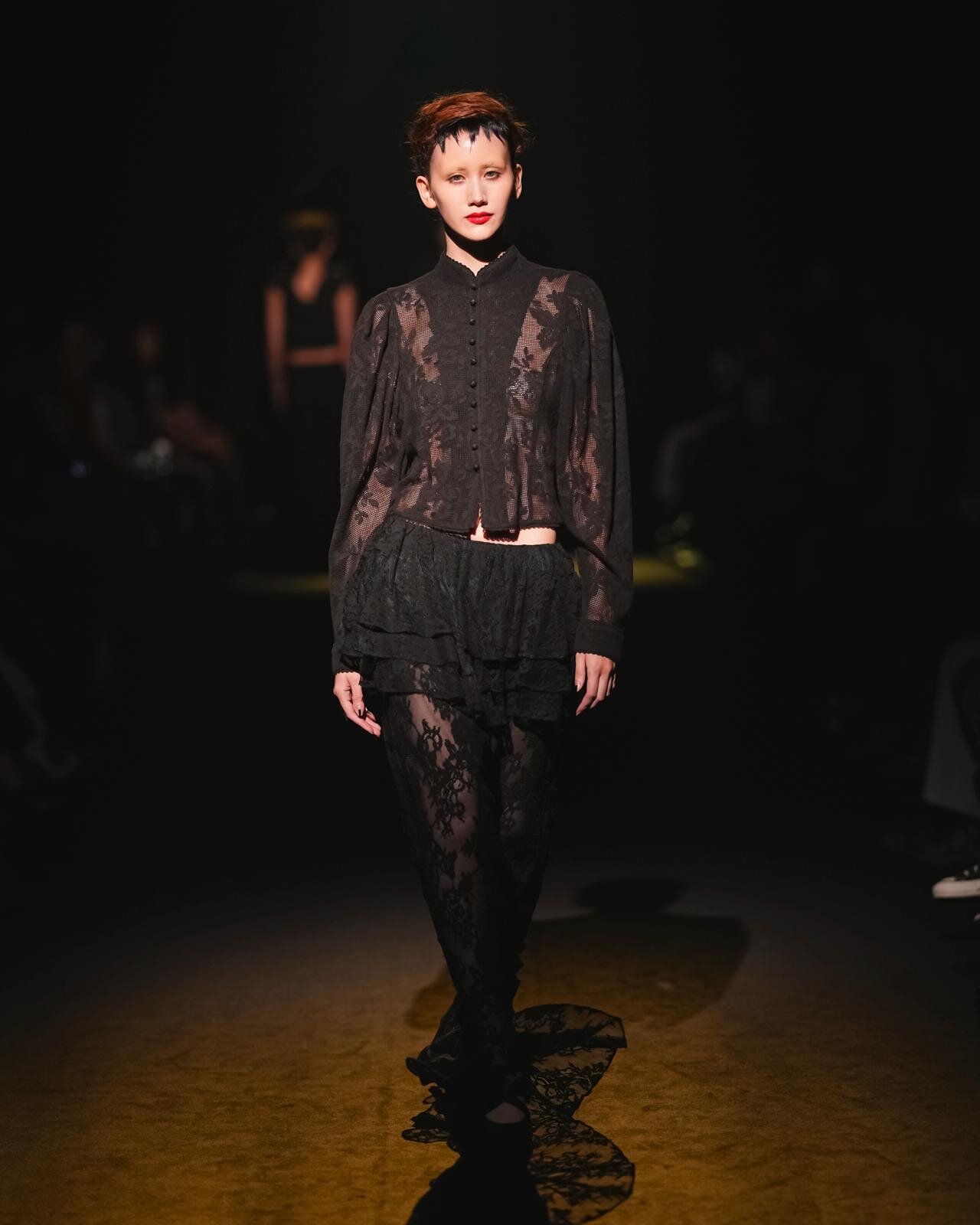 ヴィヴィアーノ(VIVIANO) 2026年春夏ウィメンズコレクション  - 写真32