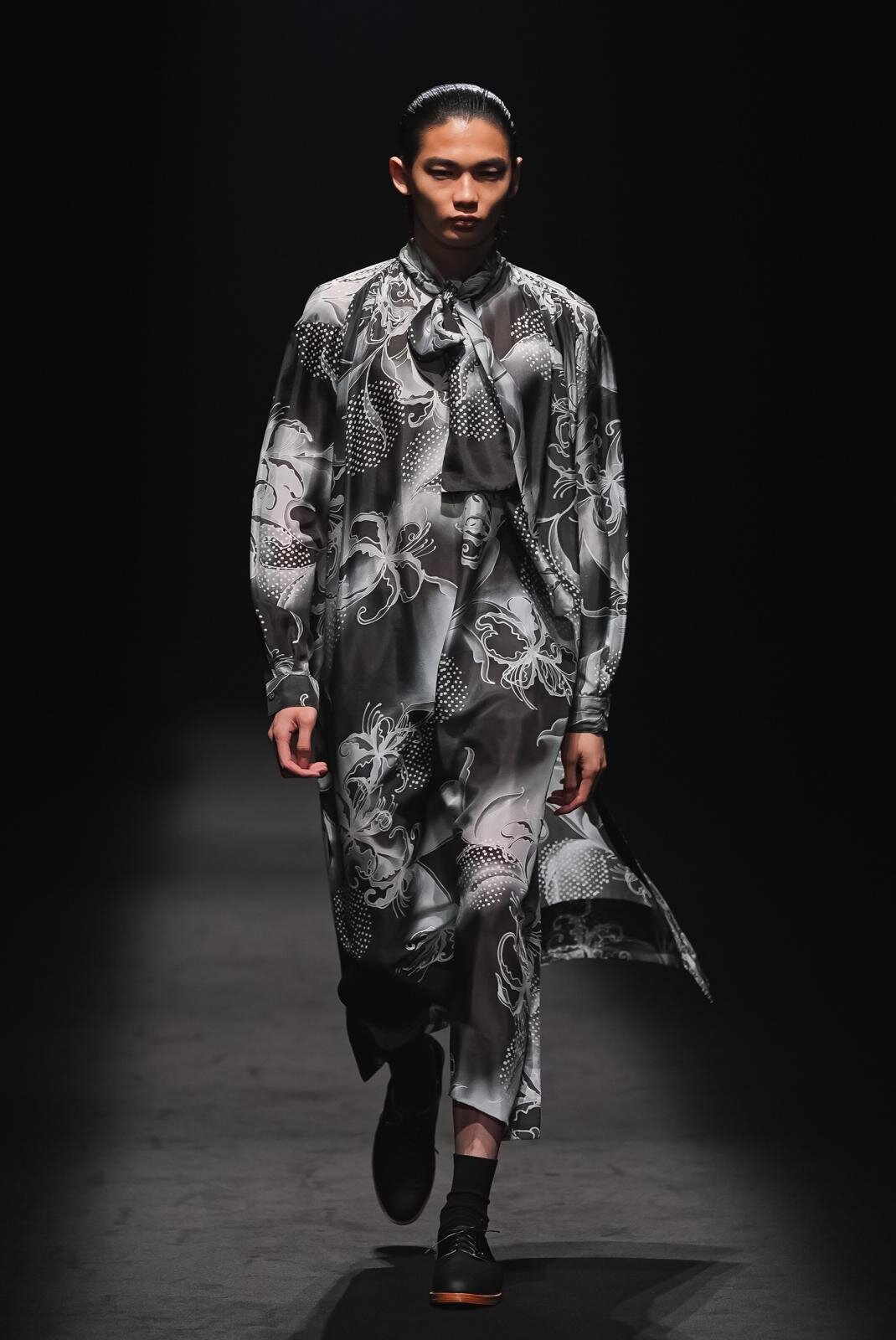 ウィシャラウィッシュ 2026年春夏｜male ドレス