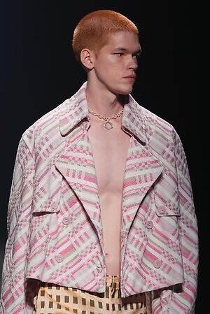 ウィシャラウィッシュ(WISHARAWISH) 2026年春夏ウィメンズ&メンズコレクション  - 写真2