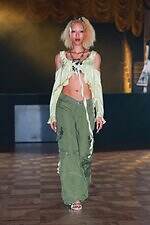 ユェチ・チ 2026年春夏コレクション - ダンスホールに舞い降りて｜写真55