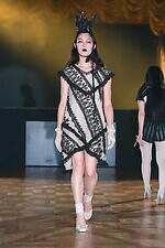 ユェチ・チ 2026年春夏コレクション - ダンスホールに舞い降りて｜写真62