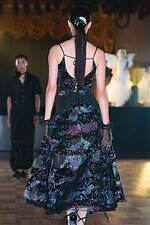 ユェチ・チ 2026年春夏コレクション - ダンスホールに舞い降りて｜写真70