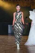 ユェチ・チ 2026年春夏コレクション - ダンスホールに舞い降りて｜写真75