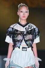 ユェチ・チ 2026年春夏コレクション - ダンスホールに舞い降りて｜写真78