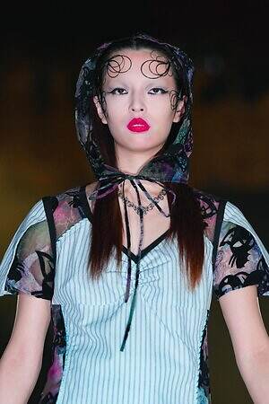 ユェチ・チ 2026年春夏コレクション - ダンスホールに舞い降りて｜写真53