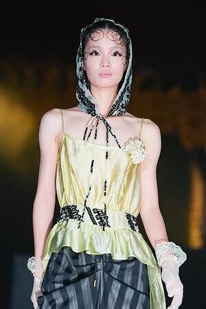 ユェチ・チ 2026年春夏コレクション - ダンスホールに舞い降りて｜写真58