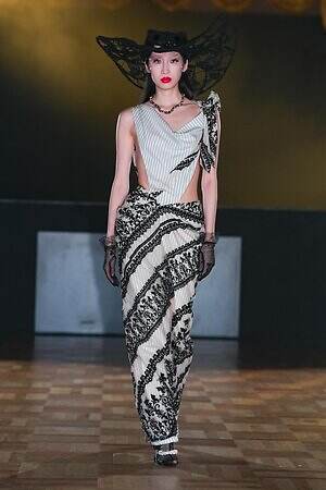 ユェチ・チ 2026年春夏コレクション - ダンスホールに舞い降りて｜写真66