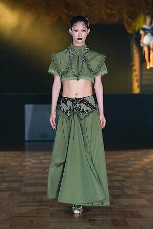 ユェチ・チ 2026年春夏コレクション - ダンスホールに舞い降りて｜写真72