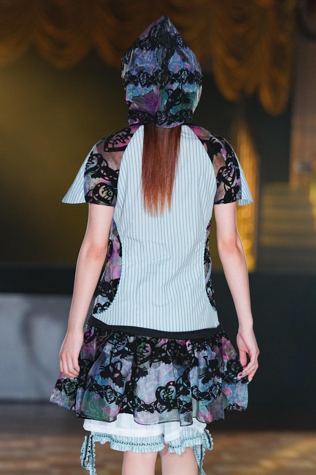 ユェチ・チ(YUEQI QI) 2026年春夏ウィメンズ&メンズコレクション  - 写真54