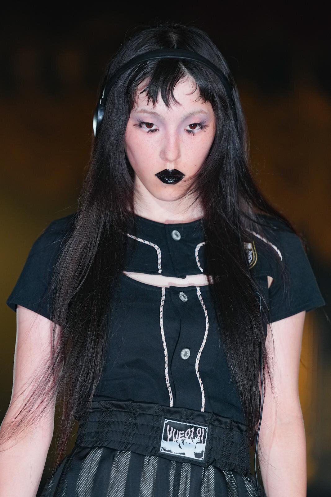 ユェチ・チ(YUEQI QI) 2026年春夏ウィメンズ&メンズコレクション  - 写真60