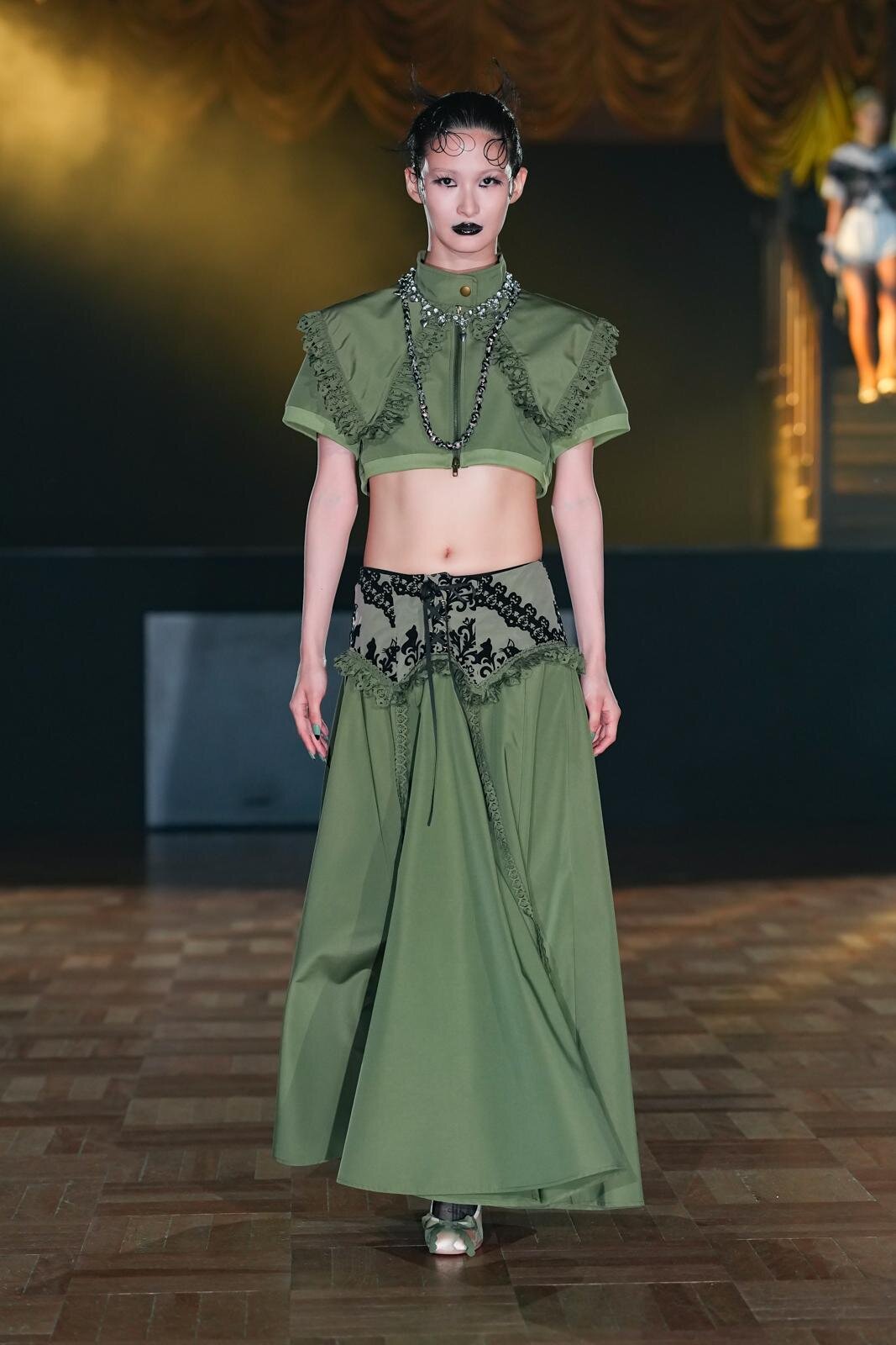 ユェチ・チ(YUEQI QI) 2026年春夏ウィメンズ&メンズコレクション  - 写真72