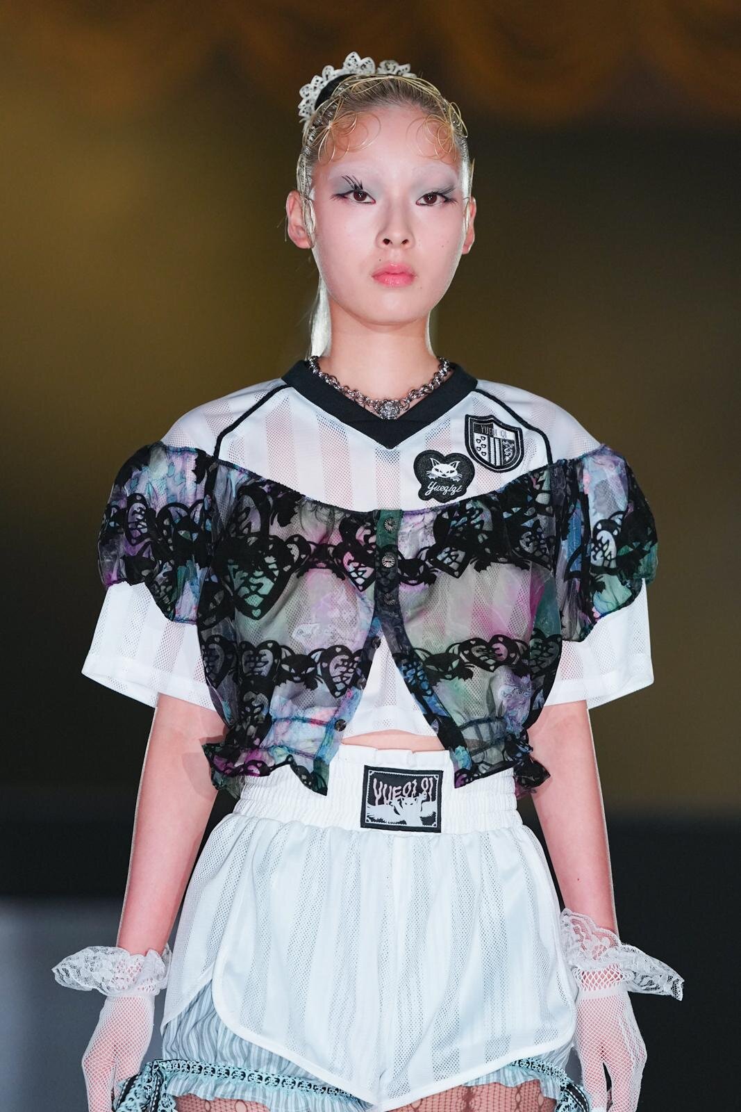 ユェチ・チ(YUEQI QI) 2026年春夏ウィメンズ&メンズコレクション  - 写真78