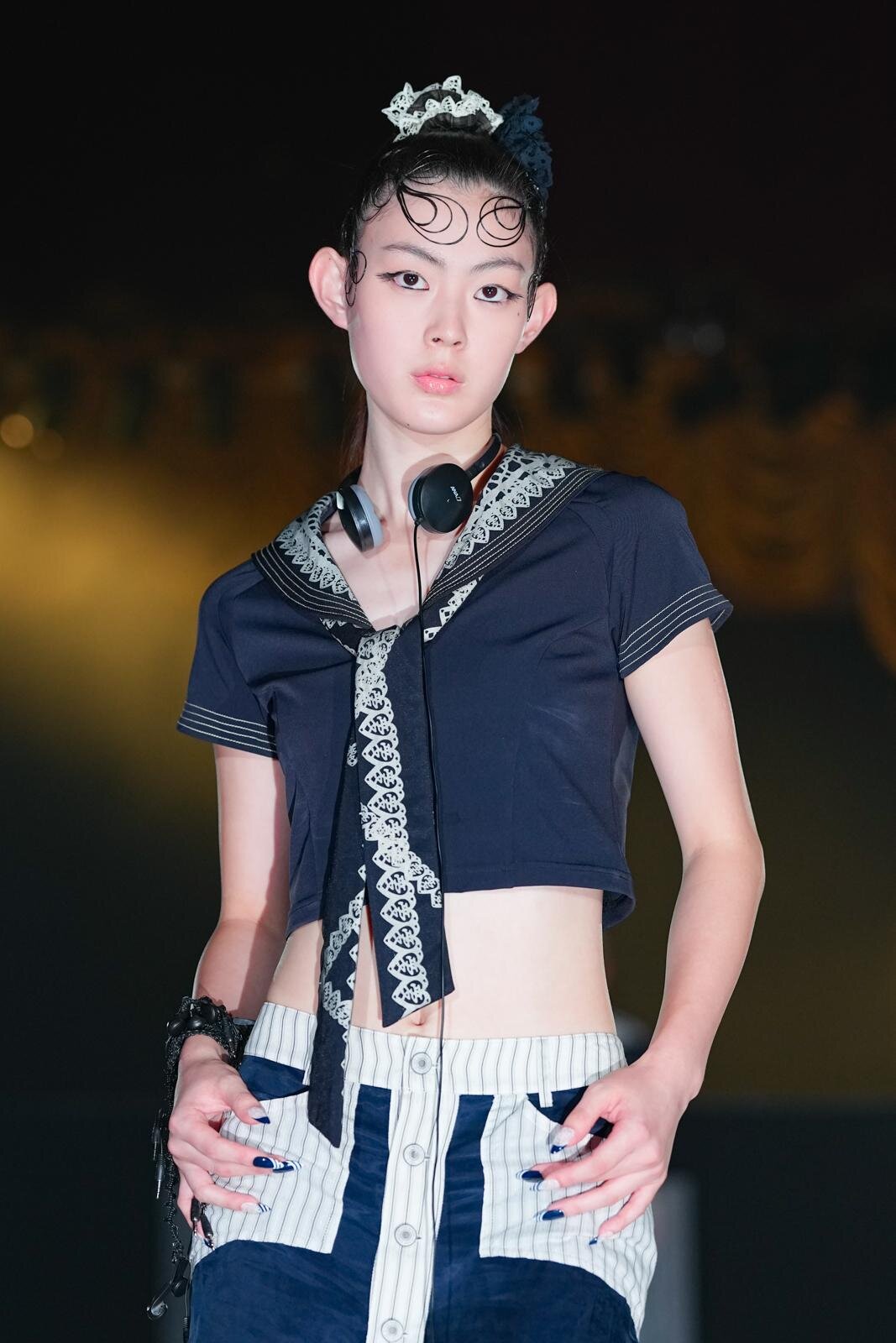 ユェチ・チ(YUEQI QI) 2026年春夏ウィメンズ&メンズコレクション  - 写真80