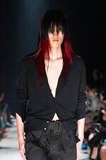 オリミ 2026年春夏コレクション - 日常と地続きの非日常の“境界”を探る｜写真8