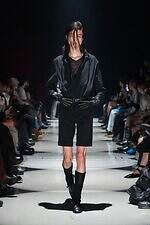 オリミ 2026年春夏コレクション - 日常と地続きの非日常の“境界”を探る｜写真13