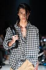 オリミ 2026年春夏コレクション - 日常と地続きの非日常の“境界”を探る｜写真25