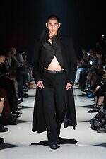 オリミ 2026年春夏コレクション - 日常と地続きの非日常の“境界”を探る｜写真28