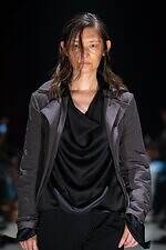 オリミ 2026年春夏コレクション - 日常と地続きの非日常の“境界”を探る｜写真33