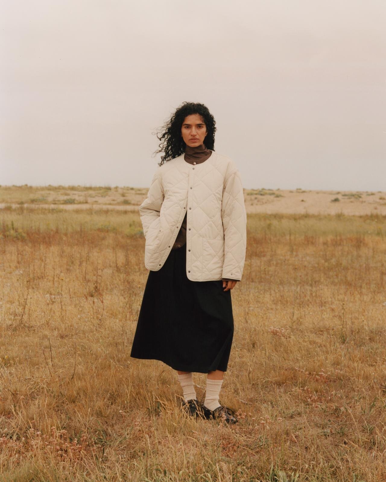 キャプテン サンシャイン×バブアー“付け替え可能なカラフルフード”付きジャケット登場｜写真1