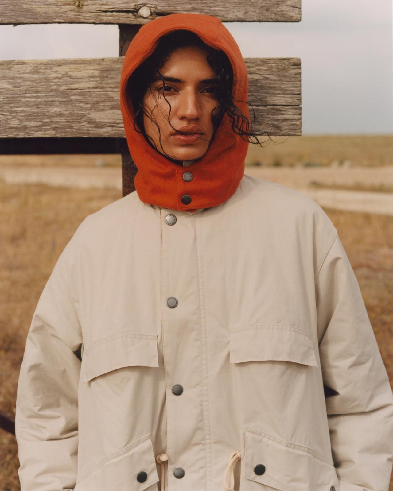 キャプテン サンシャイン×バブアー“付け替え可能なカラフルフード”付きジャケット登場｜写真8