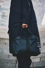 ブリーフィング×ホワイトマウンテニアリング“耐水ナイロン”軽量ショルダーバッグやサコッシュ｜写真15