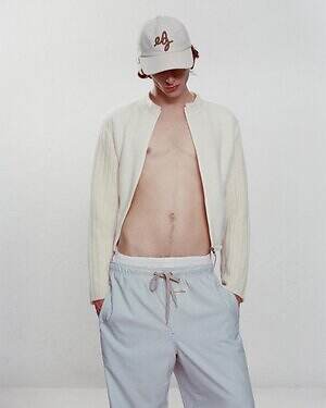 アベリア エドワード ゴーチャ(Abelia Edoward Goucha) 2024-25年秋冬ウィメンズ&メンズコレクション  - 写真15