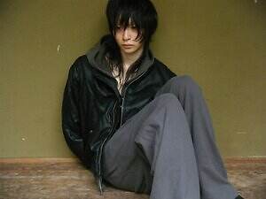 アベリア エドワード ゴーチャ(Abelia Edoward Goucha) 2025-26年秋冬ウィメンズ&メンズコレクション  - 写真14