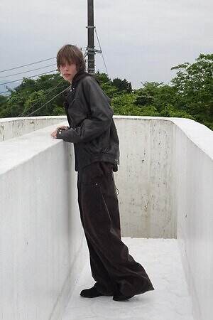 アベリア エドワード ゴーチャ(Abelia Edoward Goucha) 2025-26年秋冬ウィメンズ&メンズコレクション  - 写真34