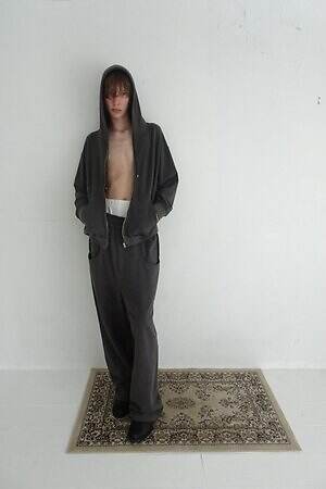 アベリア エドワード ゴーチャ(Abelia Edoward Goucha) 2025-26年秋冬ウィメンズ&メンズコレクション  - 写真42