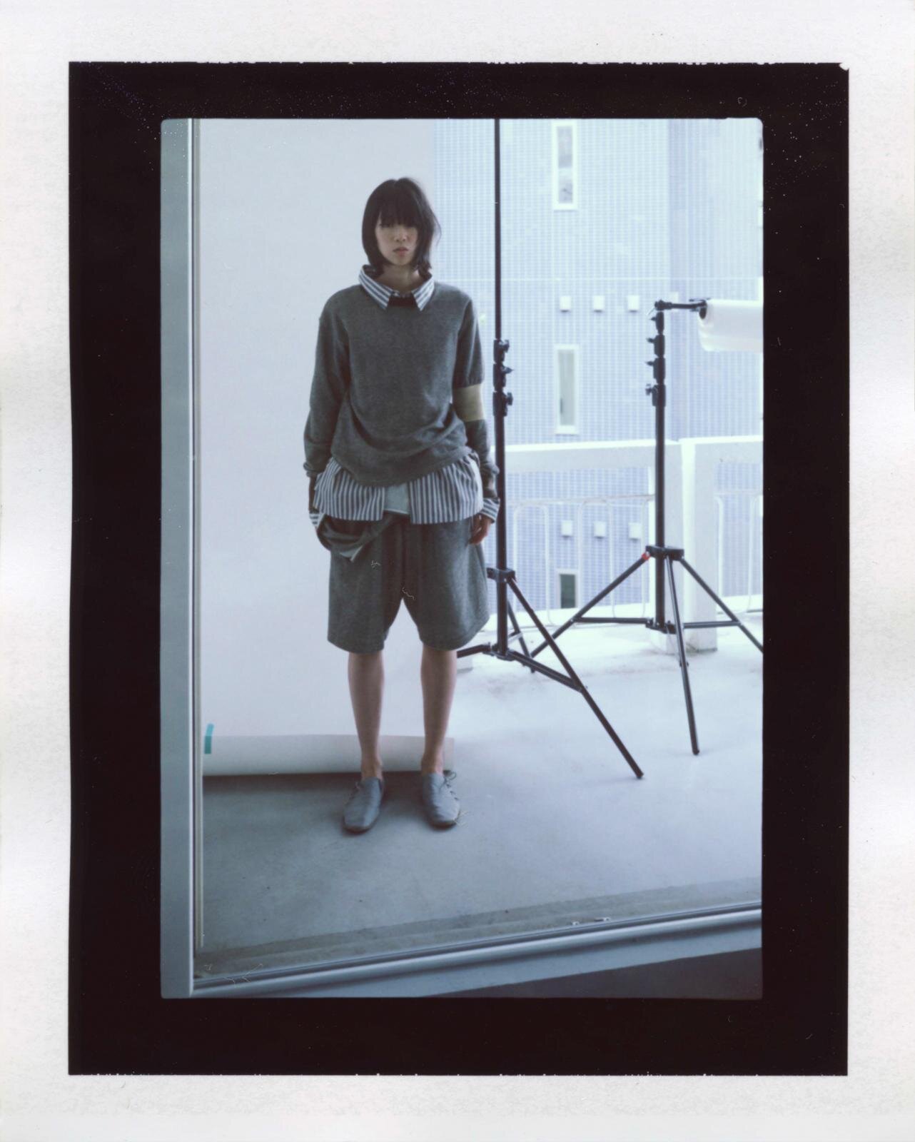 アベリア エドワード ゴーチャ 2025年春夏｜ シャツ