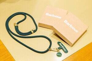 バブアーがニュウマン高輪にオープン、25年秋冬新作や定番ワックスジャケットなど｜写真2