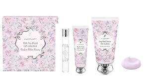 ジルスチュアート25年クリスマスコフレ第2弾、“甘いミルクティー”の香水やハンドクリームセット｜写真1