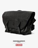 エンジニアド ガーメンツ×クロームのメッセンジャーバッグ、”クロコダイル革風”ボディで｜写真4