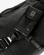 エンジニアド ガーメンツ×クロームのメッセンジャーバッグ、”クロコダイル革風”ボディで｜写真10