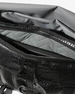 エンジニアド ガーメンツ×クロームのメッセンジャーバッグ、”クロコダイル革風”ボディで｜写真11