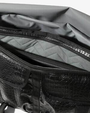 エンジニアド ガーメンツ×クロームのメッセンジャーバッグ、”クロコダイル革風”ボディで｜写真11