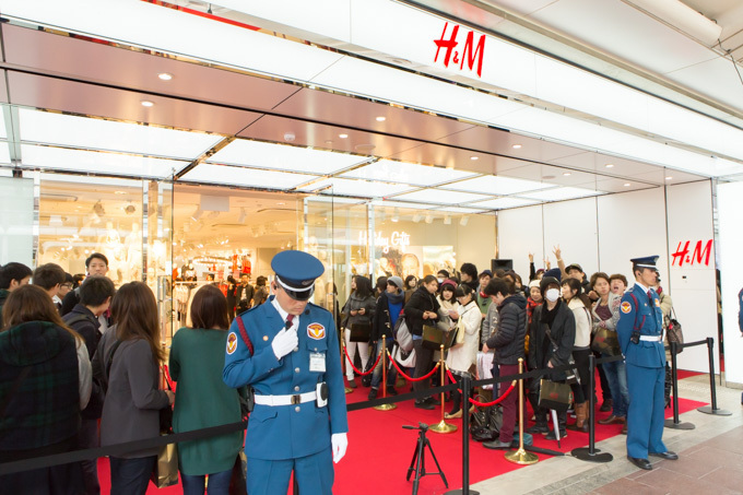 H&M、京都に初出店！日本最大級・最多フロアの「H&M KYOTO」オープン | 写真