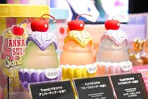 「アットコスメ」最大規模の新ストアがニュウマン高輪に、テーマに沿った多彩な編集棚やミニコスメコーナー｜写真14