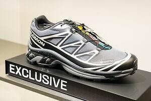 サロモンのニュウマン高輪限定「XT-6 ゴアテックス」グレースニーカー、先行販売の“多色”シューズも