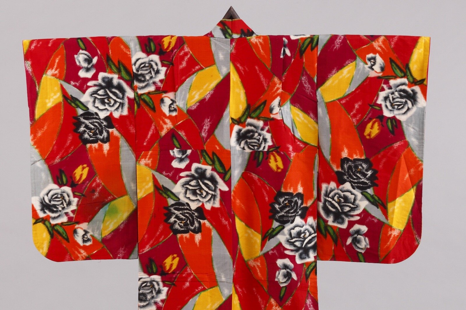 華やかな“銘仙着物”が一堂に、企画展「和モダン」東京・共立女子大学博物館で