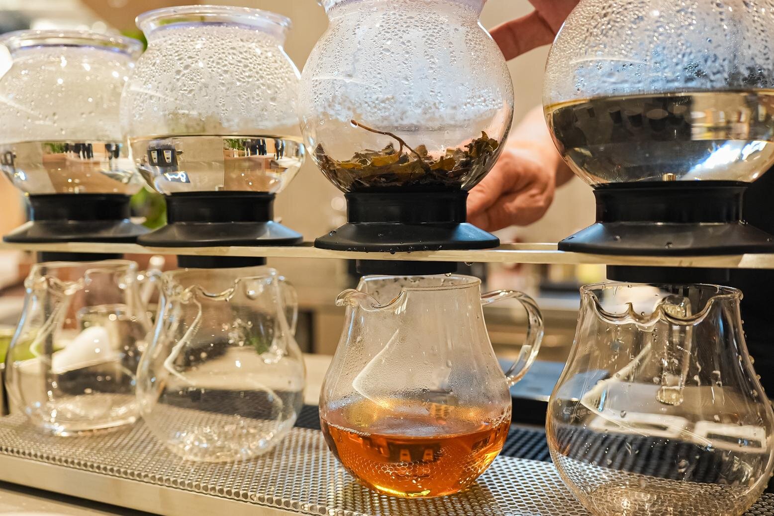 タリーズコーヒーの新業態カフェ「リンク カフェ トウキョウ」高輪に、淹れたてコーヒー＆スコーン