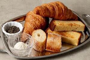 トゥーストゥース“東京初”ビストロ＆カフェがニュウマン高輪に、フランス発祥ガレットやスイーツ｜写真16