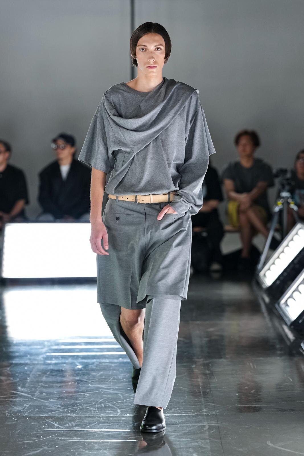 ディフォー(DDDD) 2026年春夏メンズコレクション  - 写真3