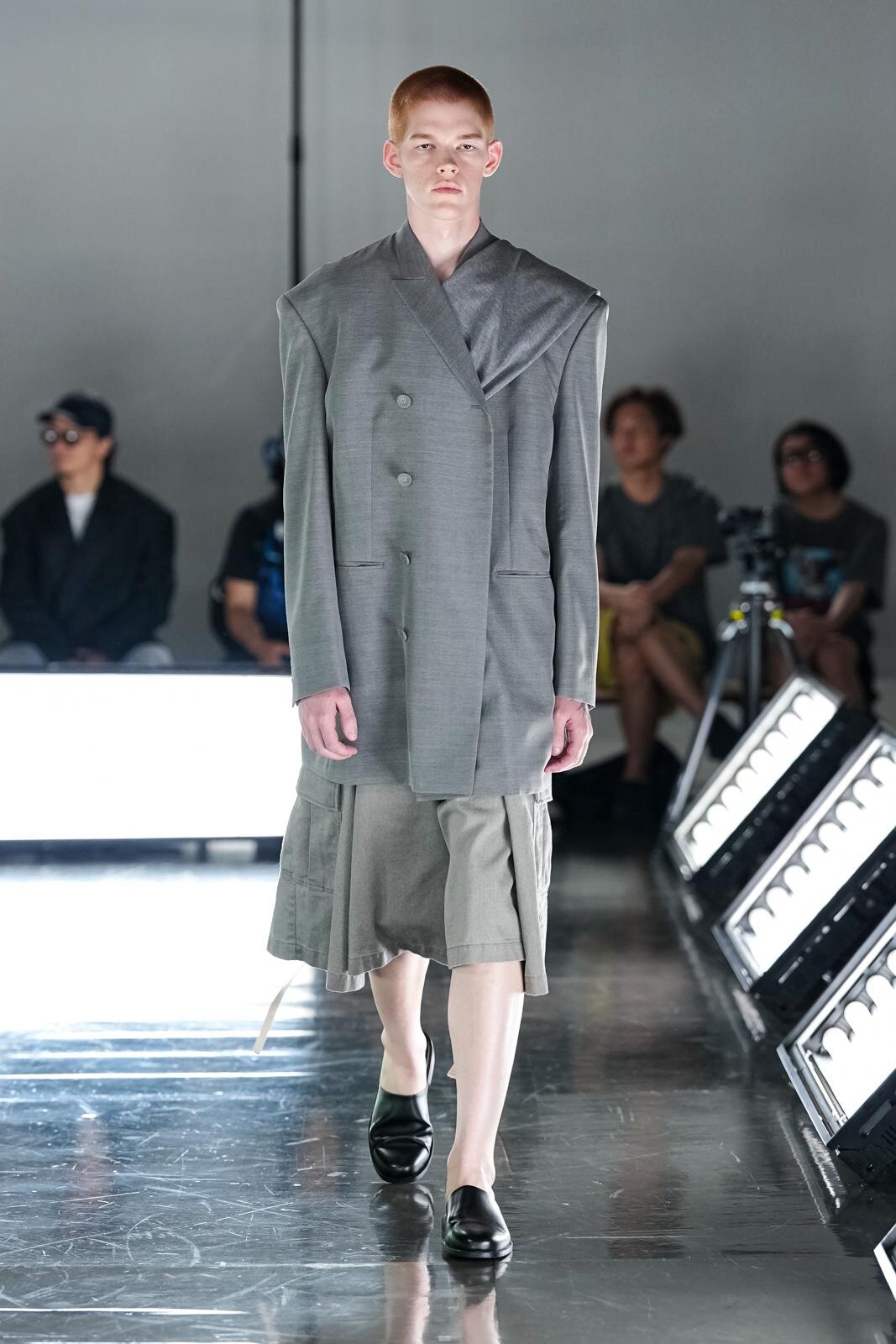 ディフォー(DDDD) 2026年春夏メンズコレクション  - 写真6