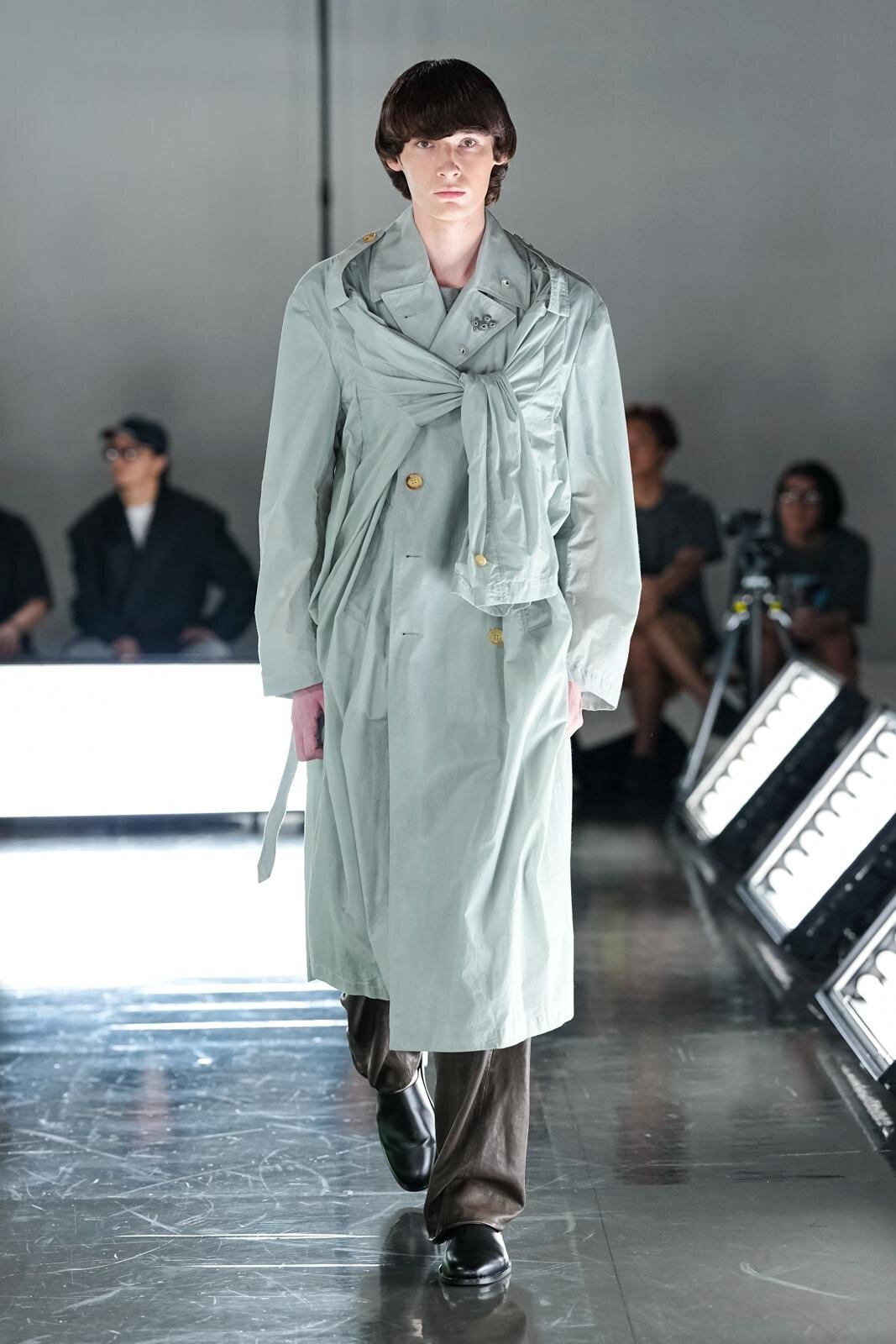 ディフォー(DDDD) 2026年春夏メンズコレクション  - 写真19